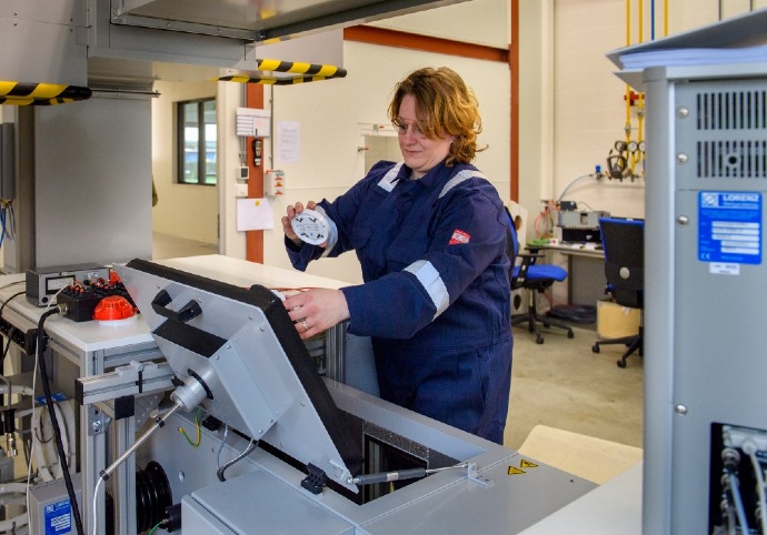 Kiwa Testing - Fire alarms and security systems - Guusje Fonville, test engineer Kiwa Netherlands